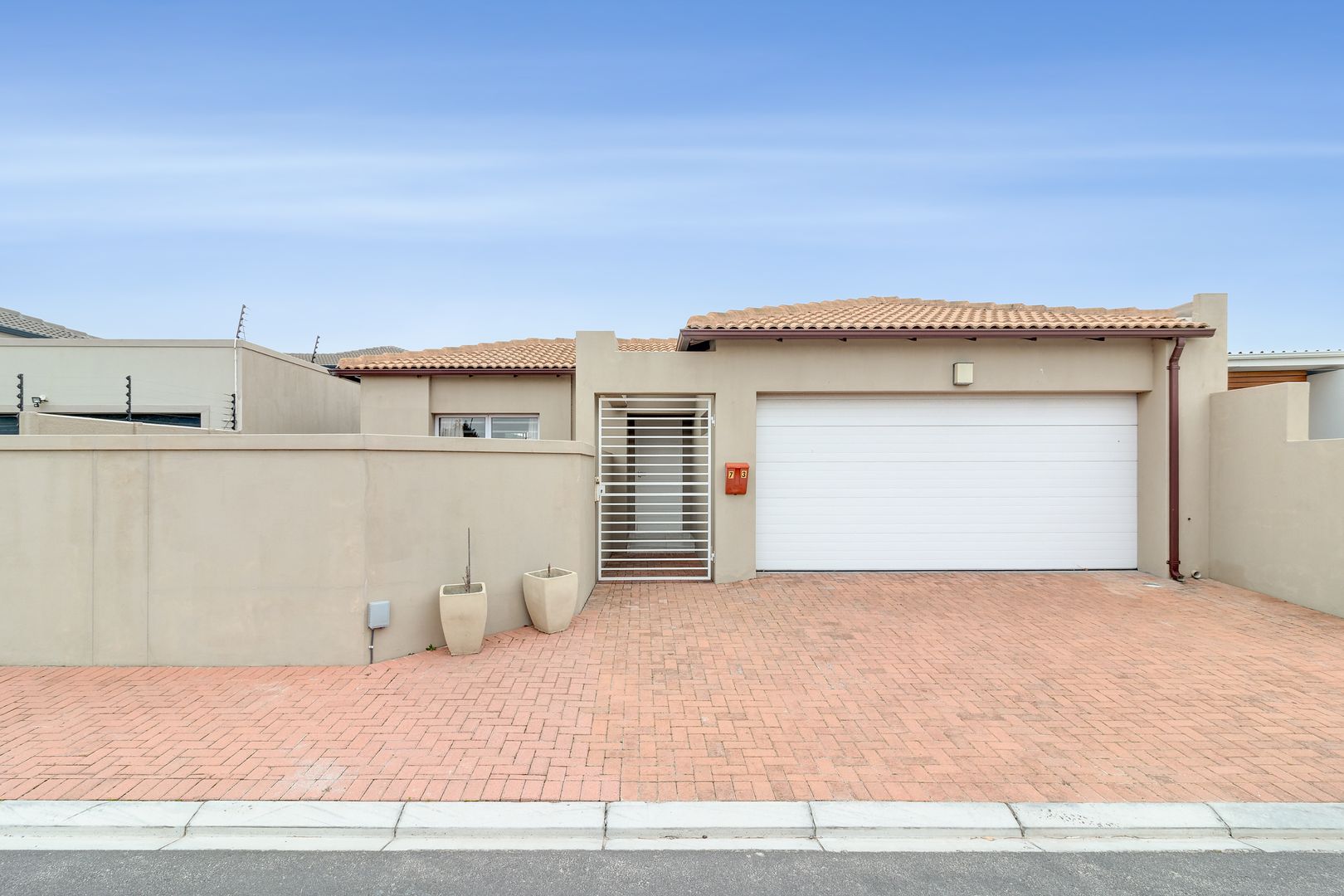 4 Bedroom House for sale in Parklands North P24114619164