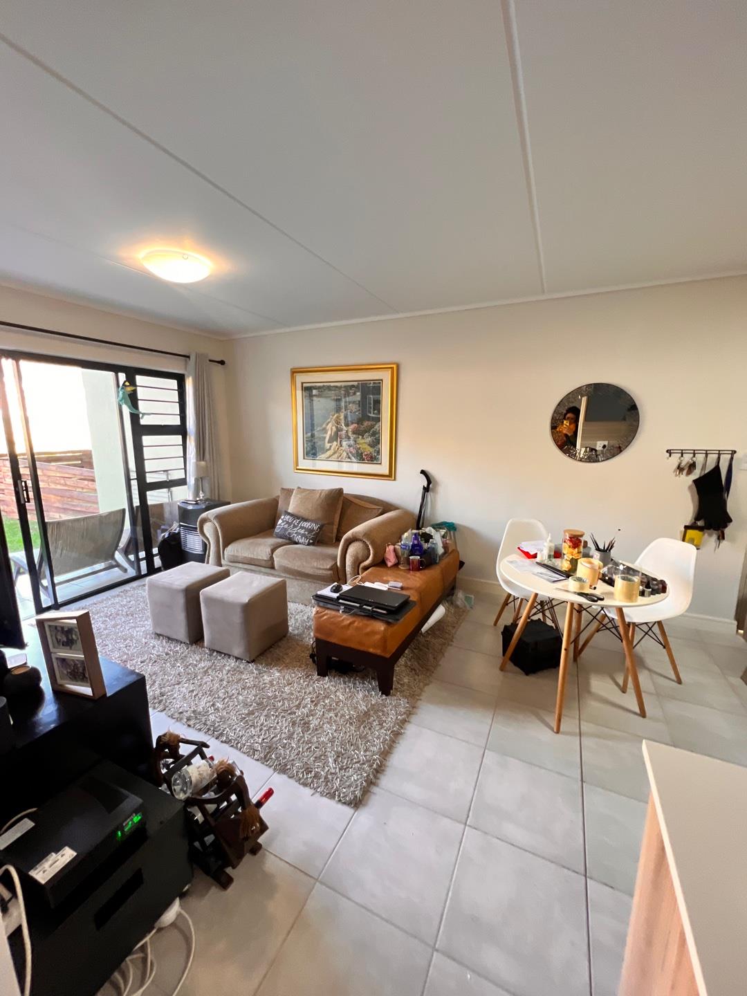 Apartments / flats to rent in Gordons Bay Gordons Bay Property