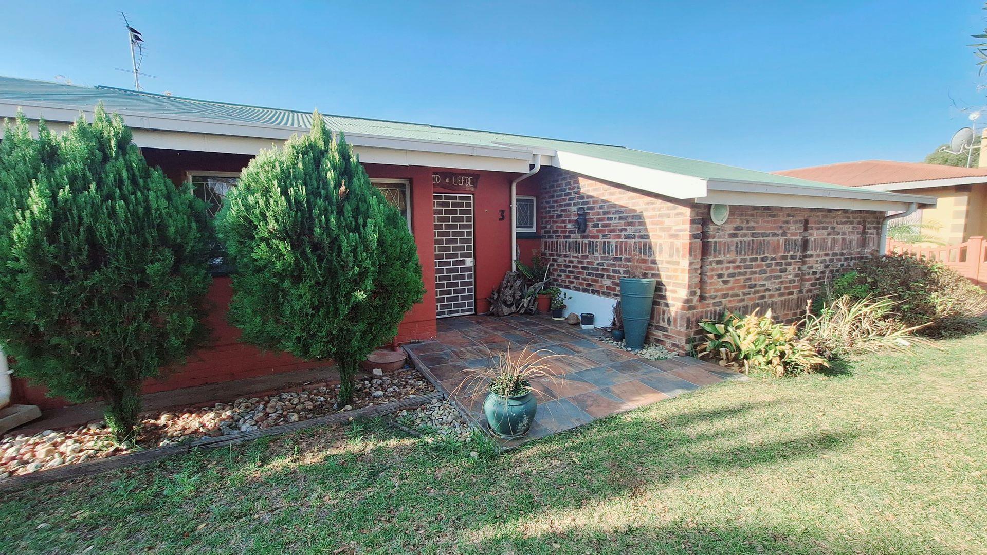 3 Bedroom House for sale in Odendaalsrus P24114620179