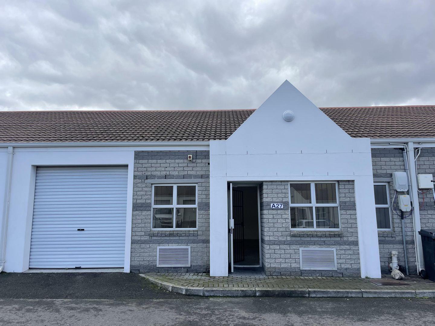 Industrial property to rent in Montague Gardens P24114620552