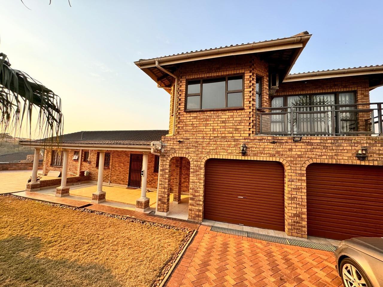 6 Bedroom House for sale in Centenary Park P24114622185