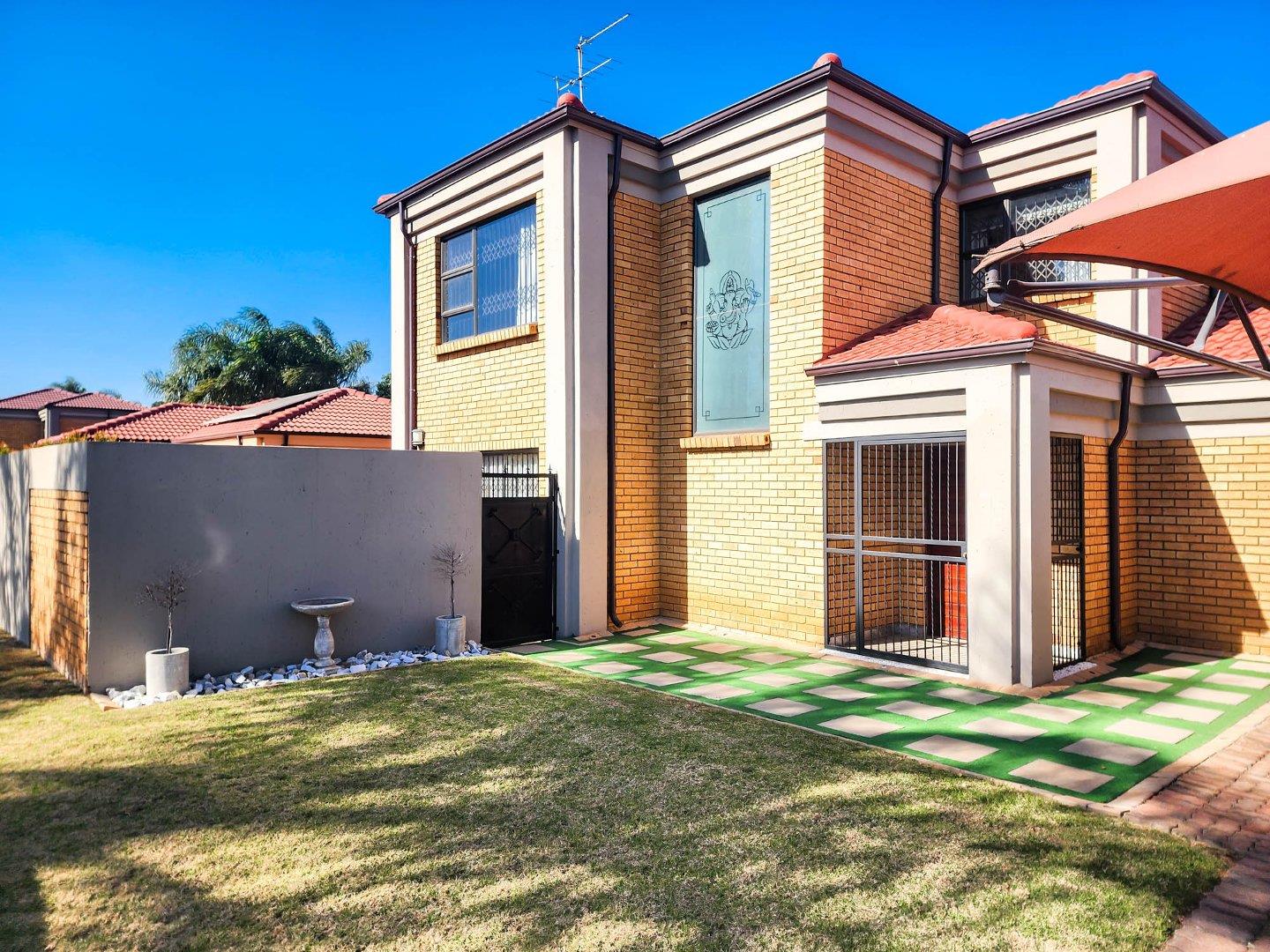 3 Bedroom House for sale in Bartlett P24114622723