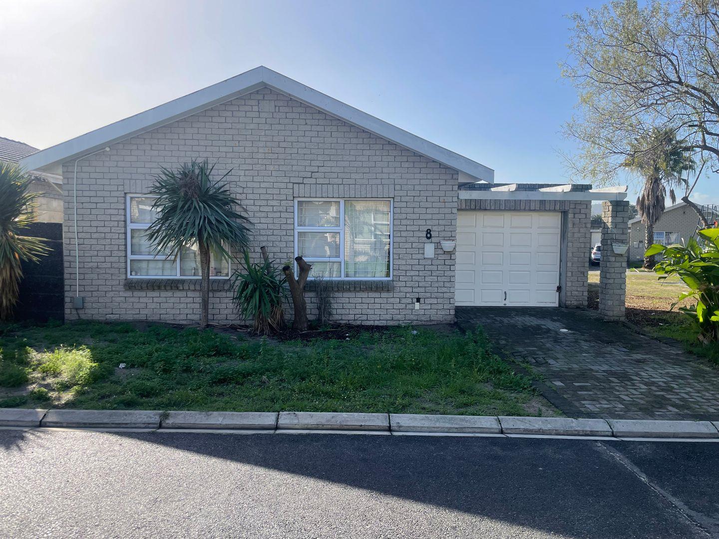 2 Bedroom Townhouse for sale in De Kuilen 8 Limpopo Street, 8 Limpopo