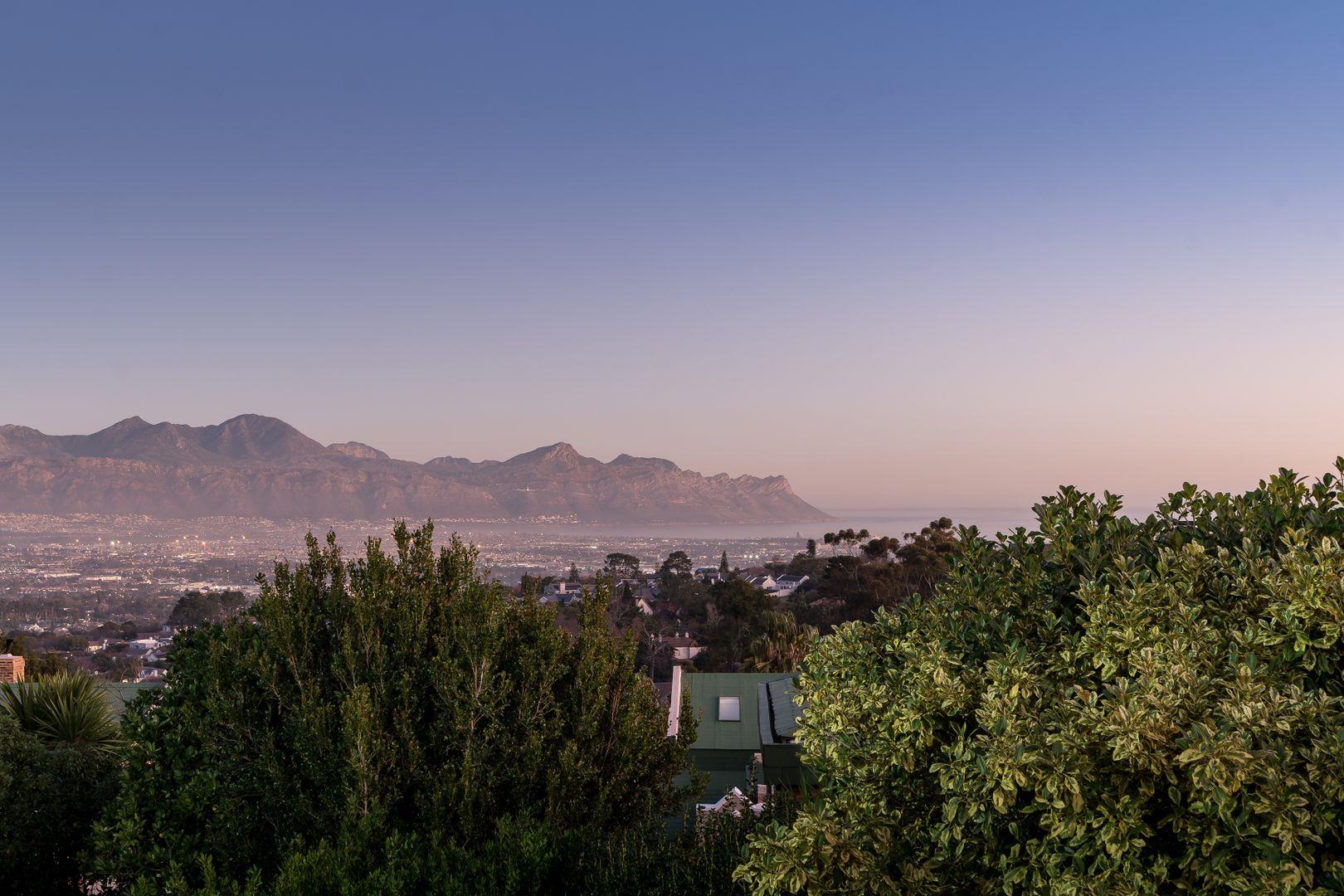 6 Bedroom House for sale in La Concorde P24114623894