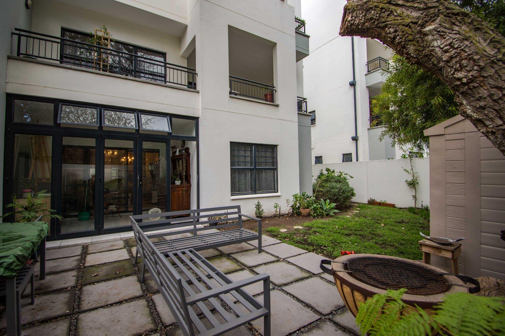 Paardevlei Property Apartments / flats for sale in Paardevlei