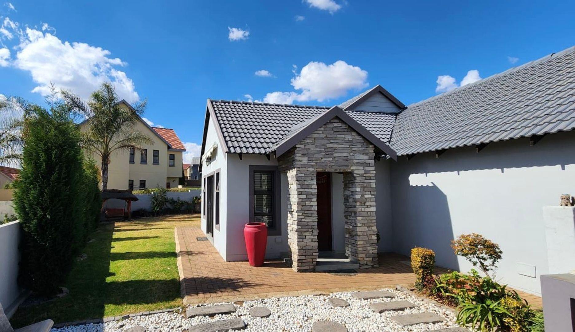 3 Bedroom House for sale in Brooklands Lifestyle Estate P24114624245