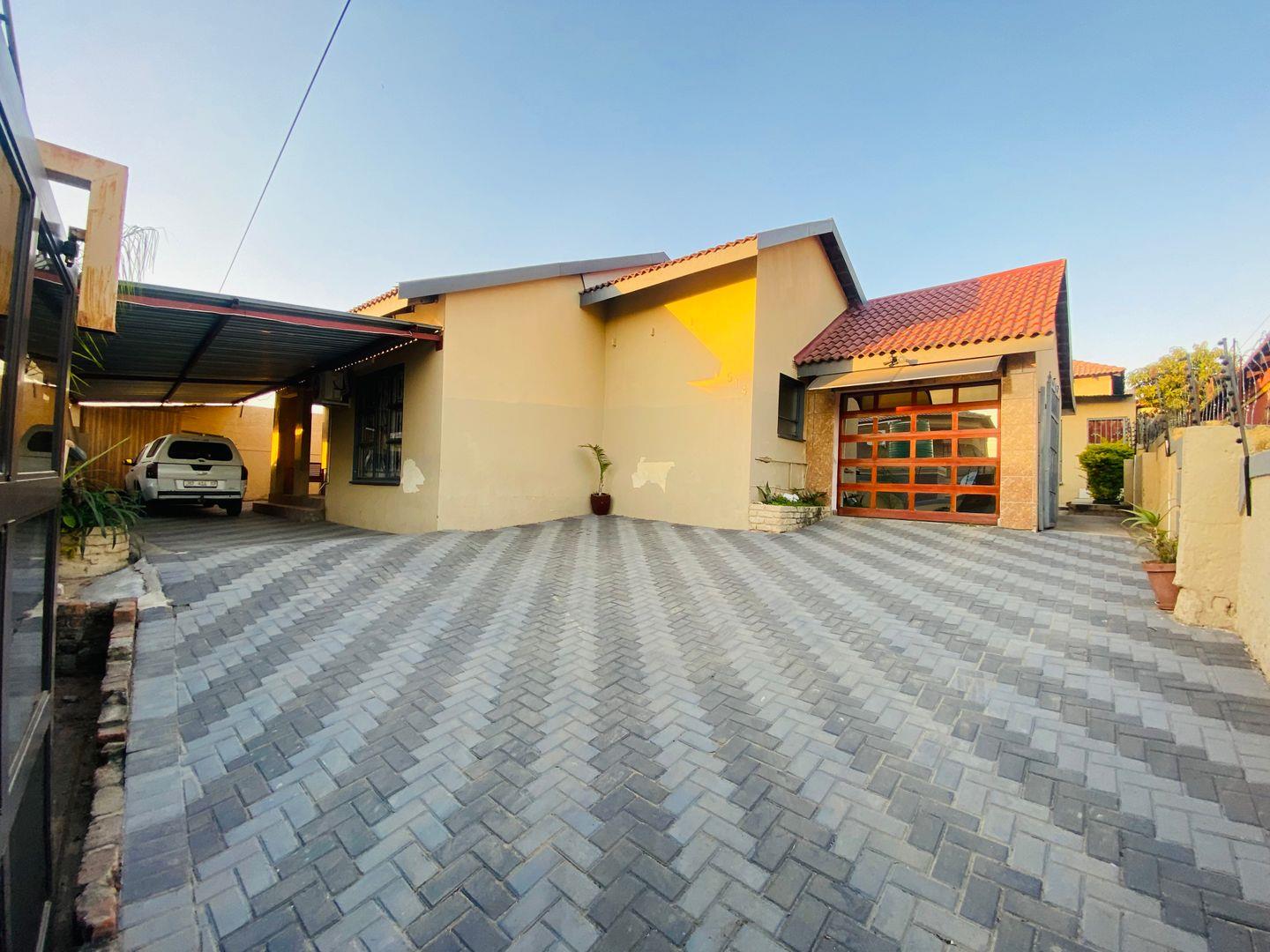 Kanyamazane Property Property and houses for sale in Kanyamazane