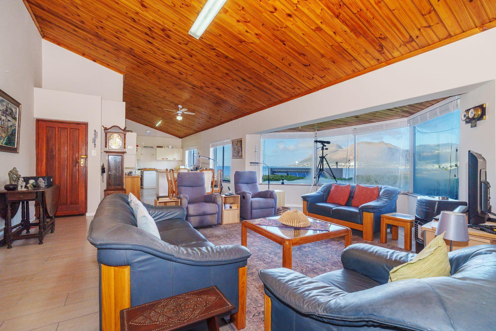 4 Bedroom House for sale in Glencairn Heights 20 Tercentenary Way