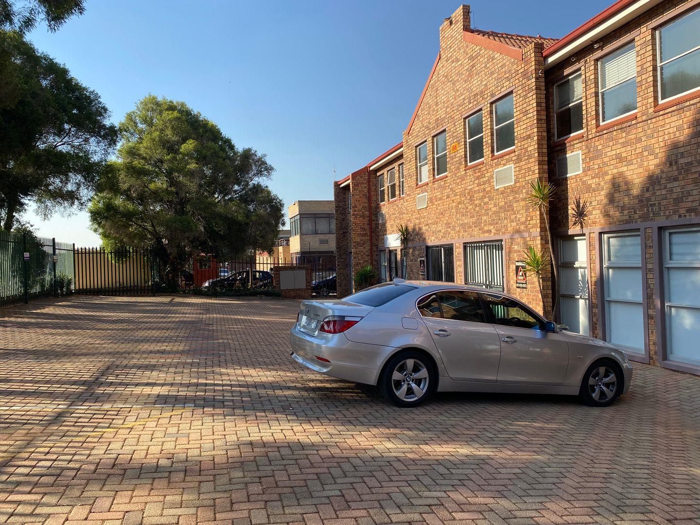 Commercial property for sale in Fairland 15 Fairlandia, 186 Smit