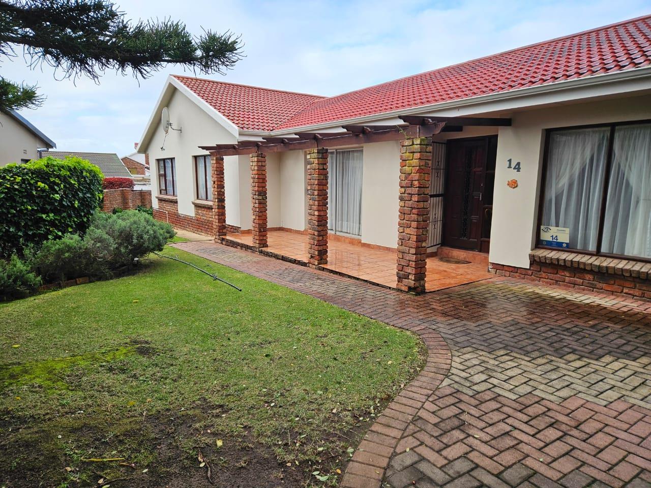 3 Bedroom House for sale in Heiderand P24114625930