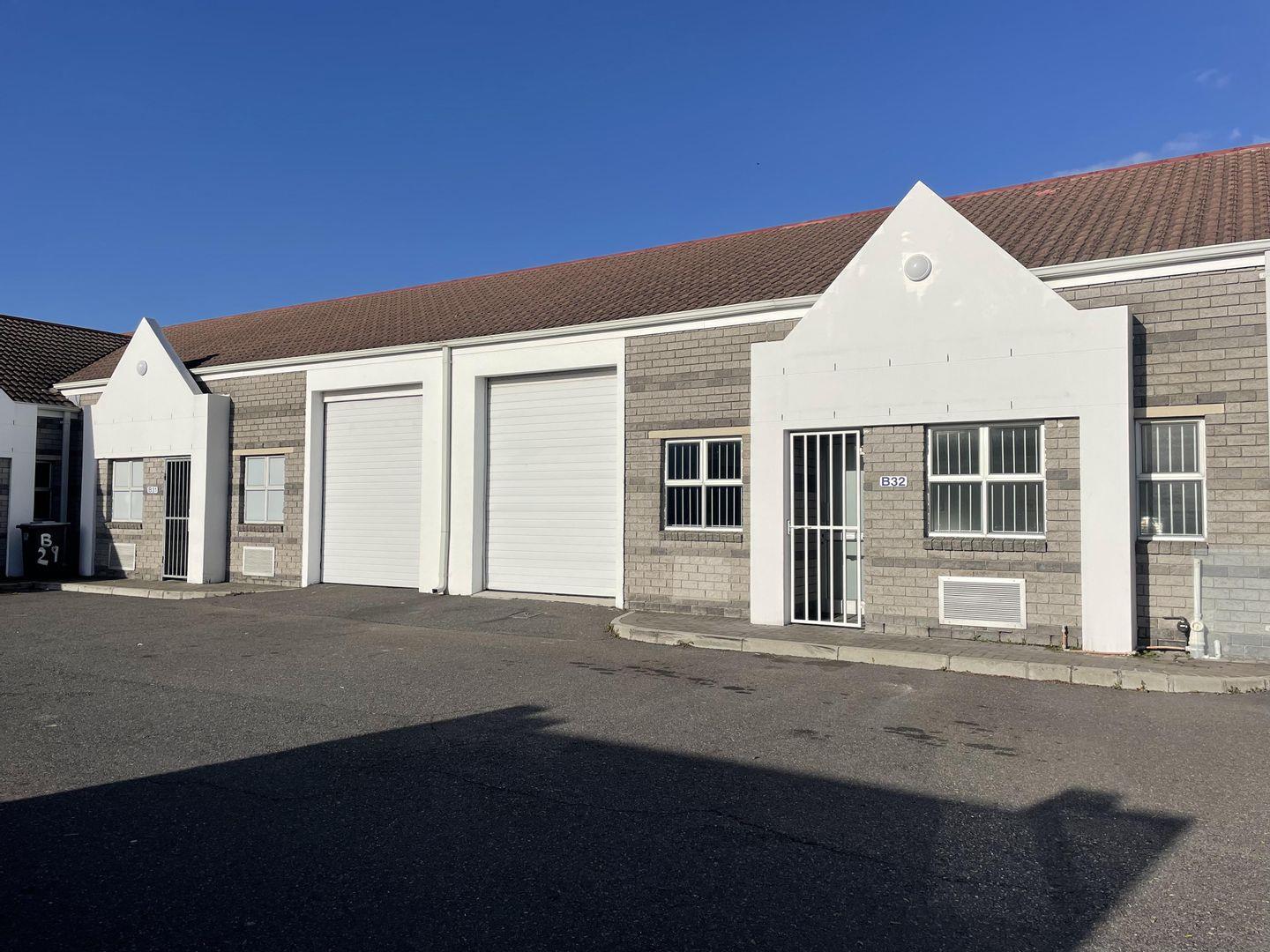 Industrial property to rent in Montague Gardens P24114625931