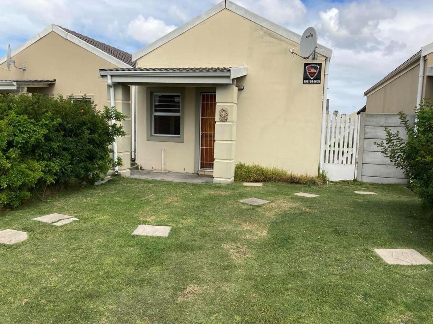 2 Bedroom House for sale in Gaylee P24114626610