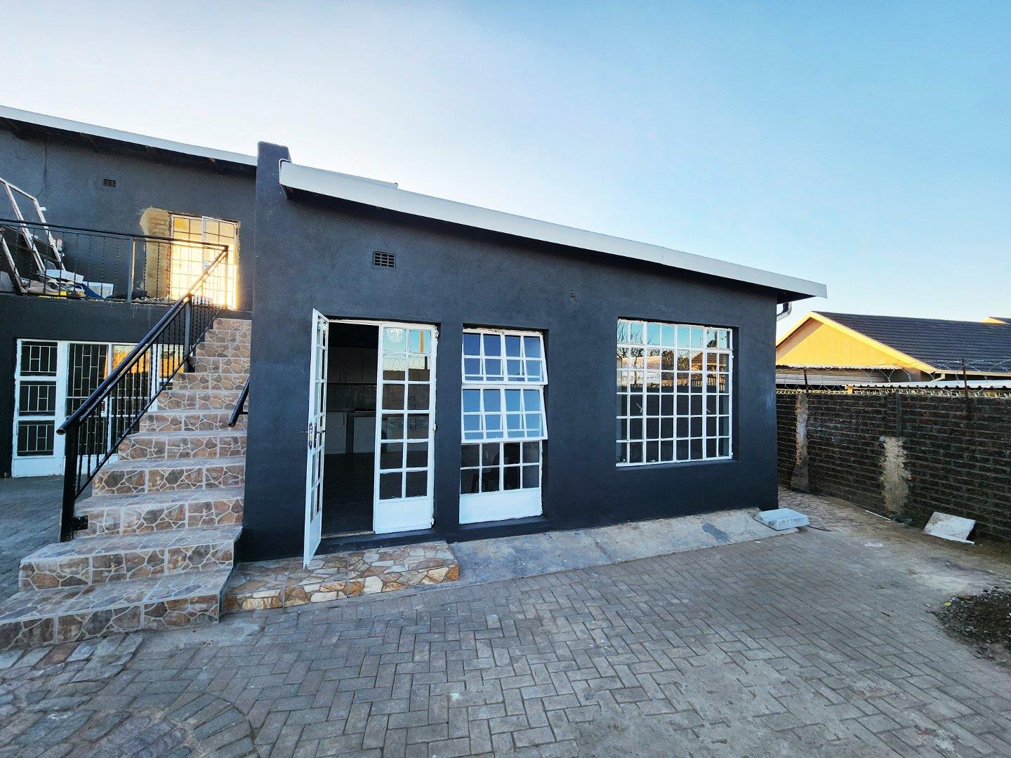 1 Bedroom Apartment / flat to rent in New Modder P24114627421