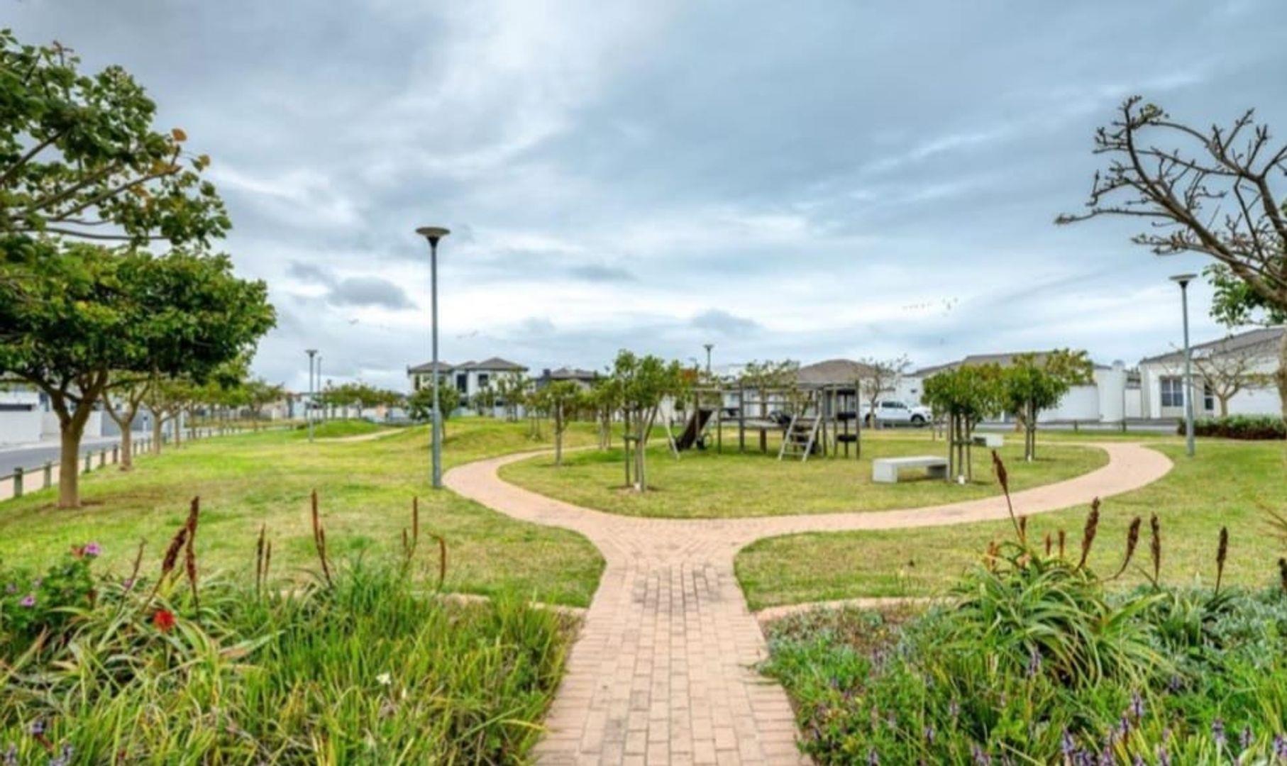 4 Bedroom House for sale in Parklands North P24114627764