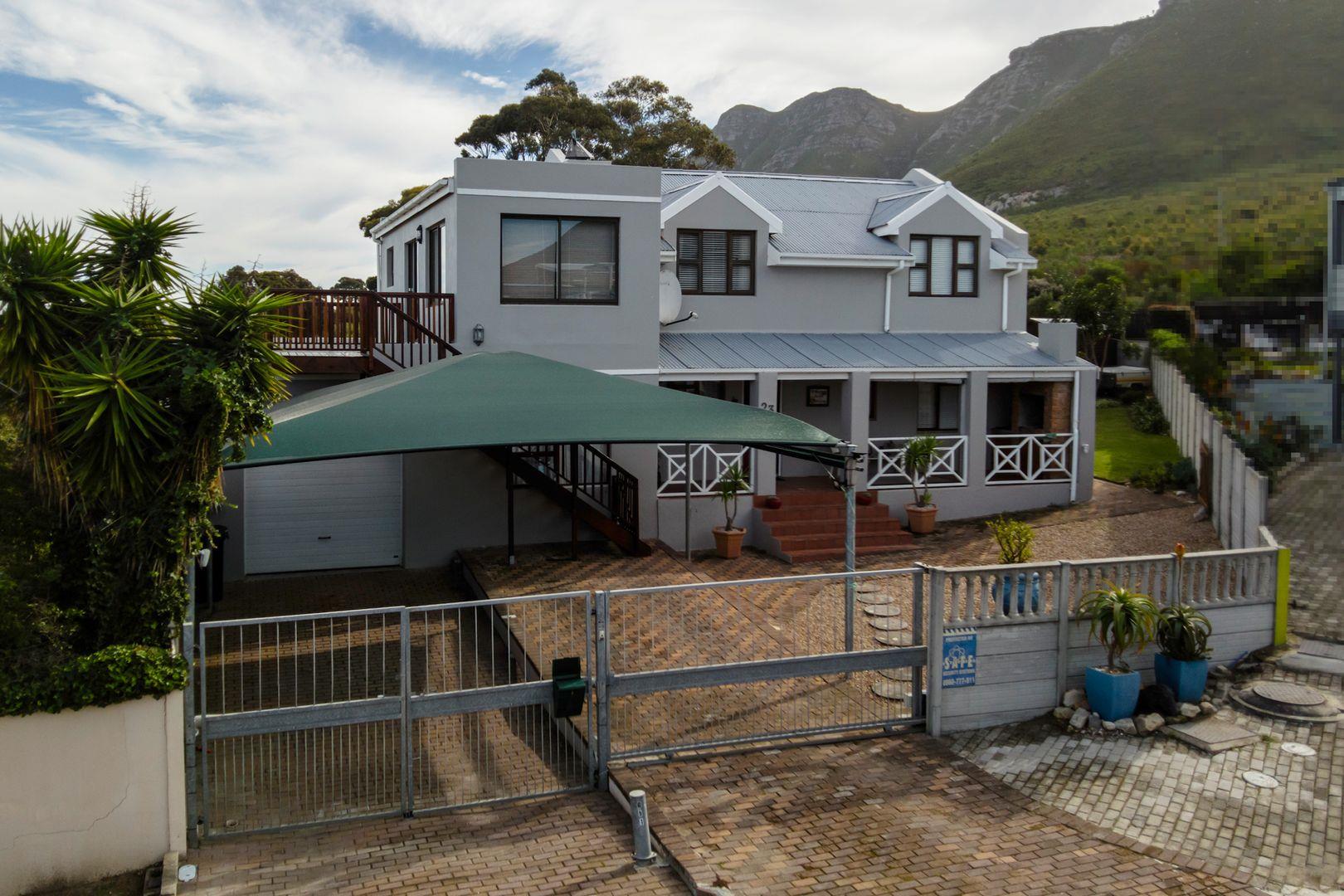 4 Bedroom House for sale in Onrus 23 Guillaume Close P24114554170