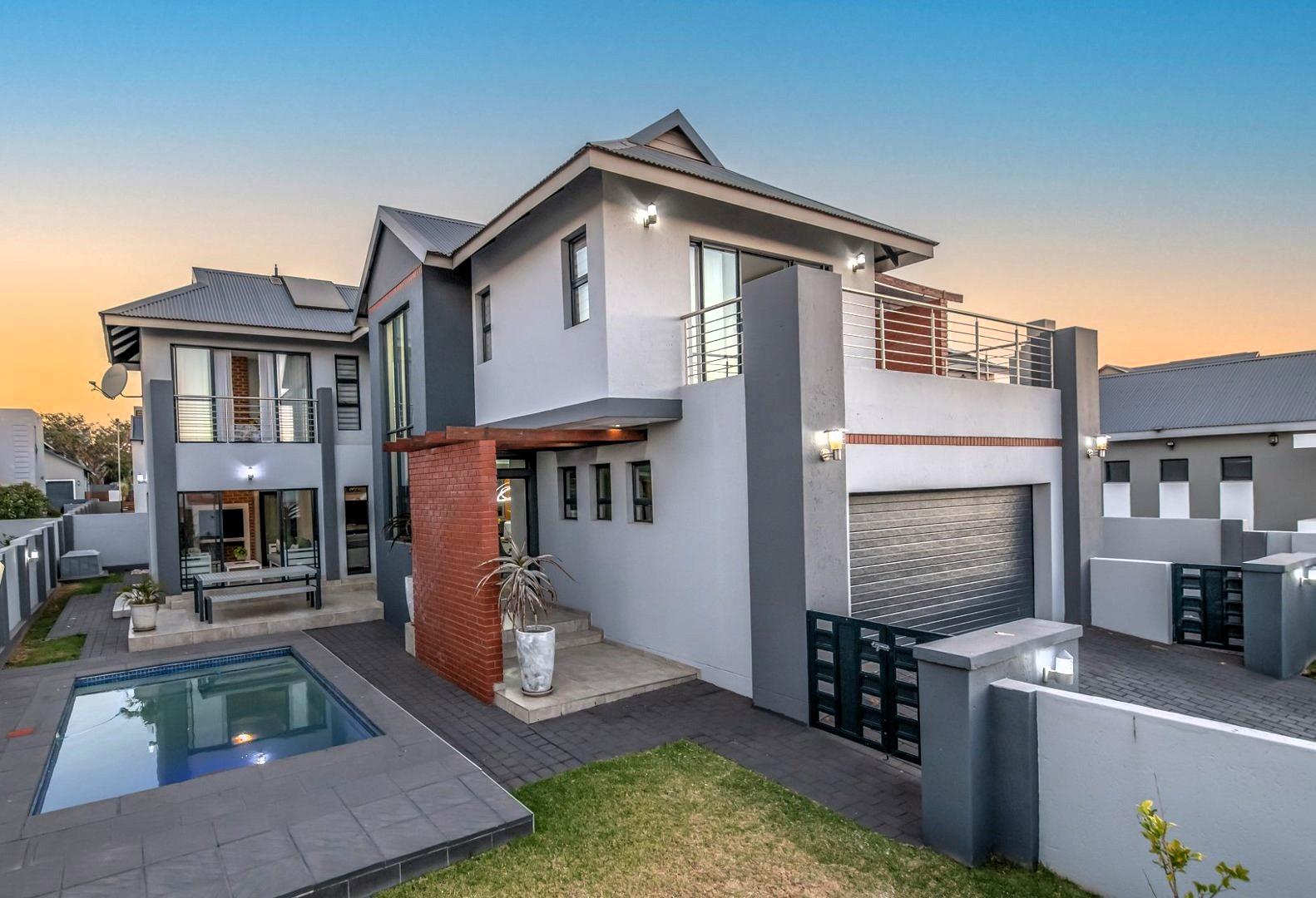 3 Bedroom House for sale in Golden Fields Estate 1009 Thimbleberry Street P24114625458