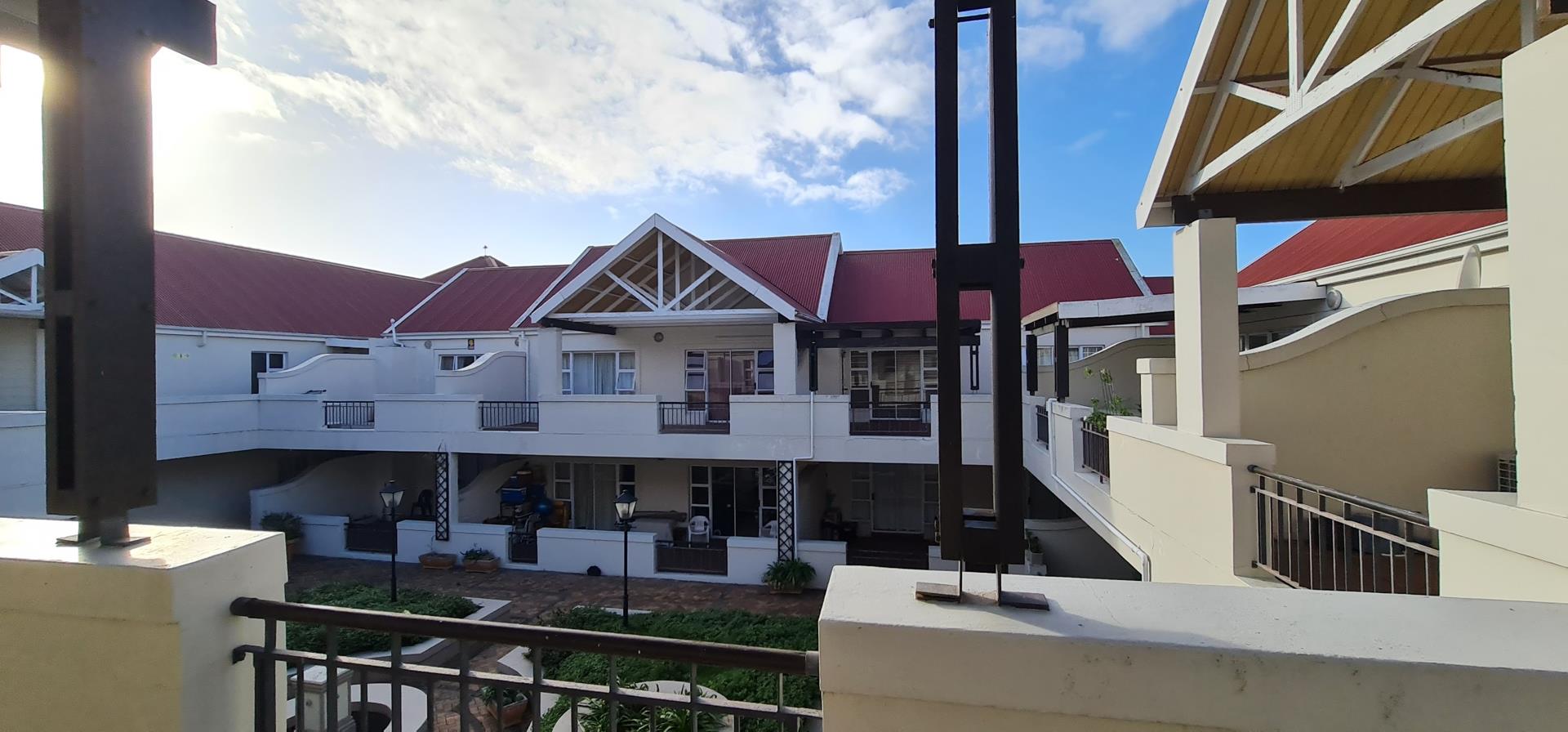 2 Bedroom Apartment / flat for sale in Walmer Heights P24114630377