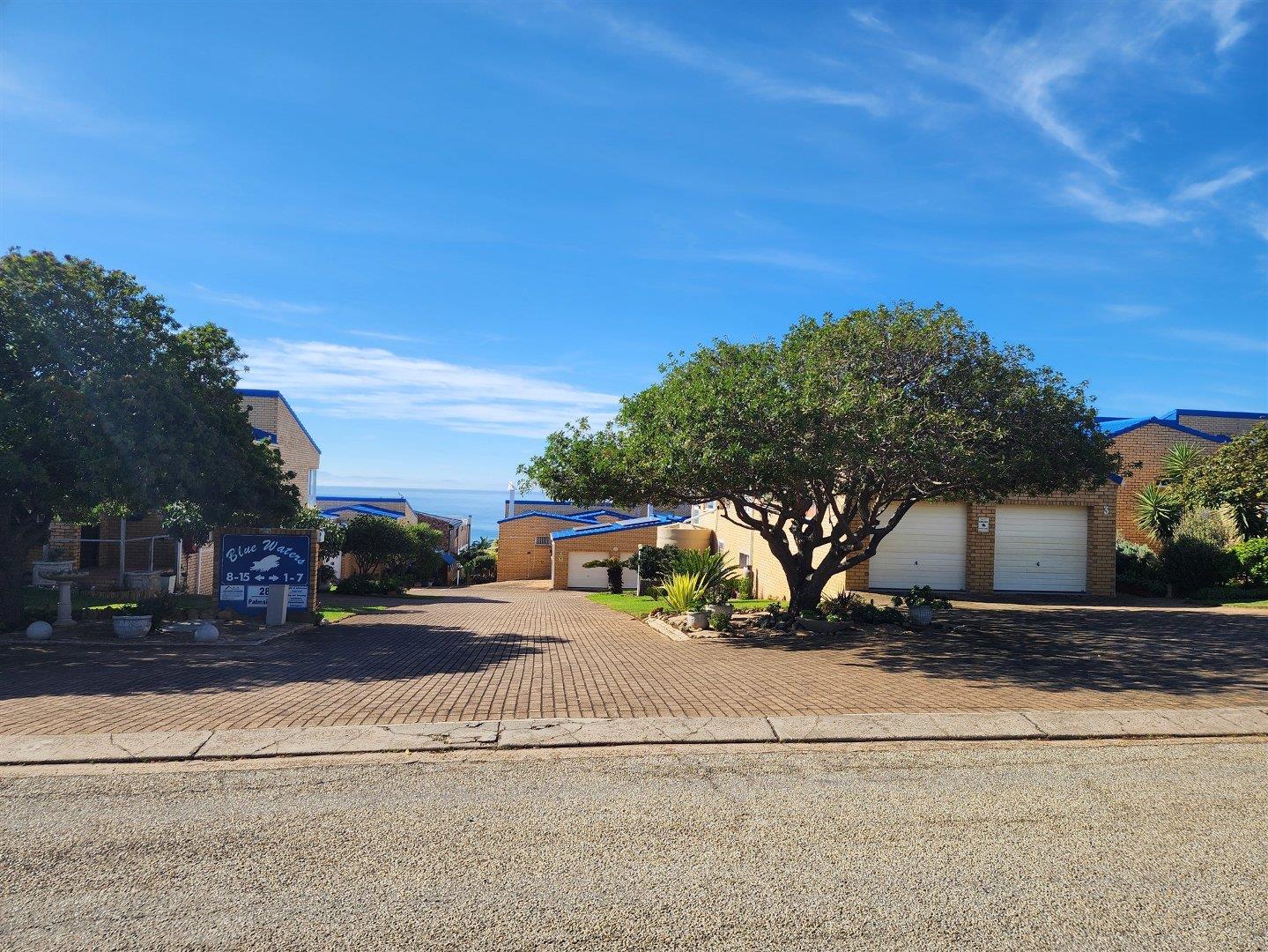 4 Bedroom Townhouse for sale in Wavecrest P24114630454