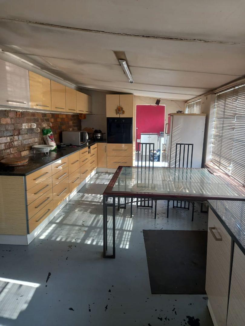 7 Bedroom House for sale in Lamont Park 19 Null Null P24114630884