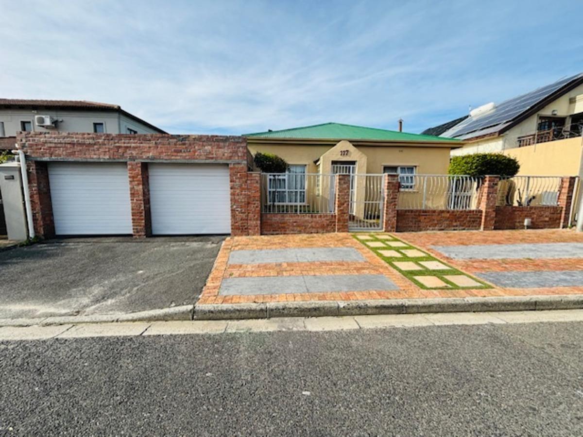 Crawford Property Property and houses to rent in Crawford