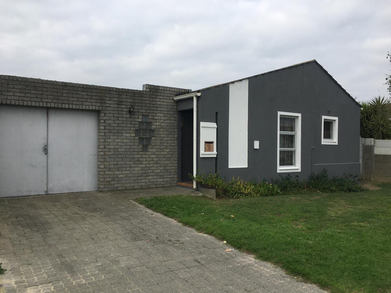 2 Bedroom House for sale in Hillcrest Heights P24114632155