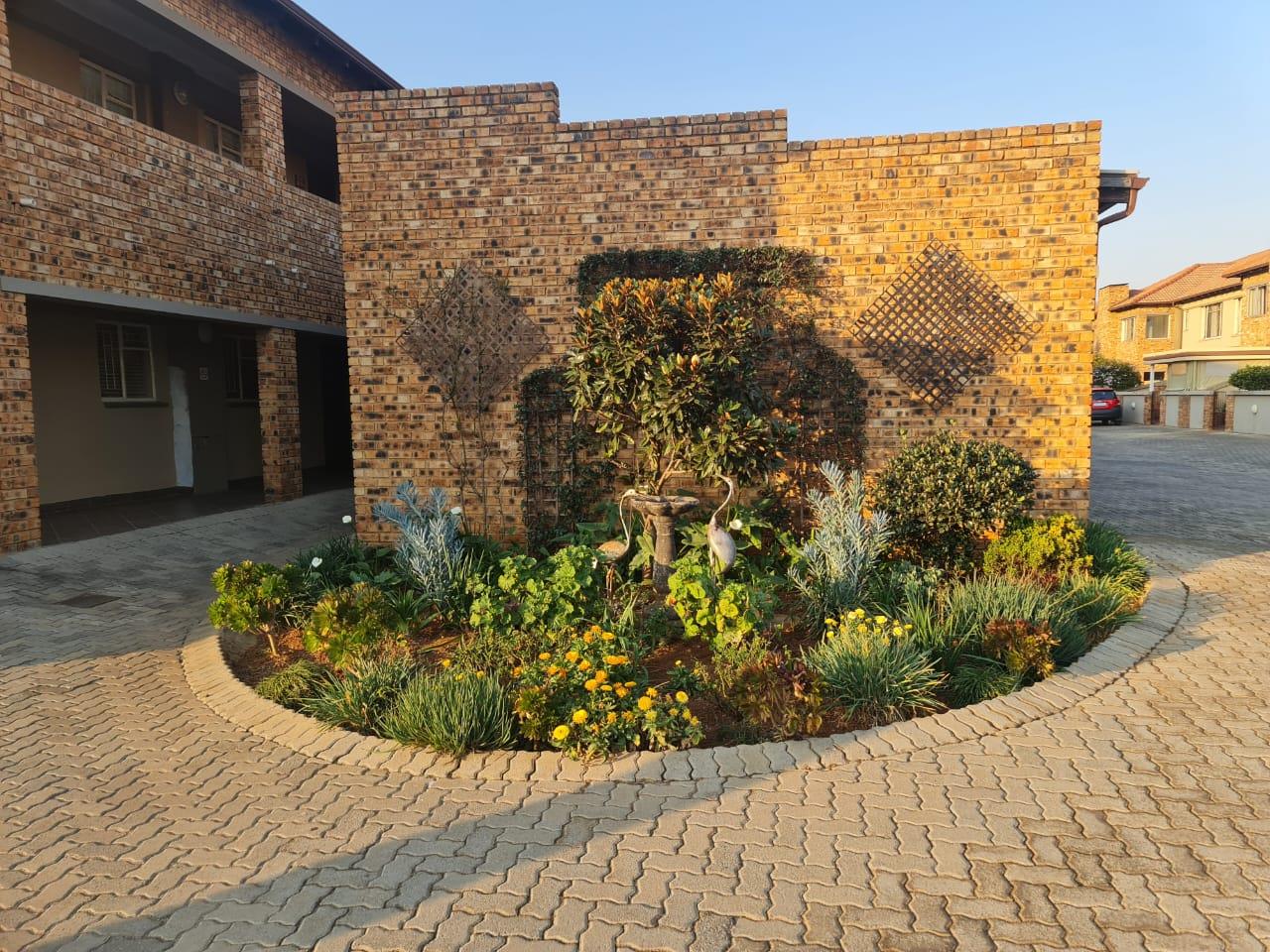2 Bedroom Apartment / flat for sale in Benoni AH 20 Louisa Rd, Norton's Home Estates, Benoni