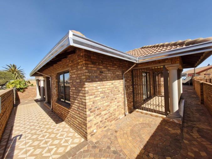 3 Bedroom House for Sale in Kwa Thema