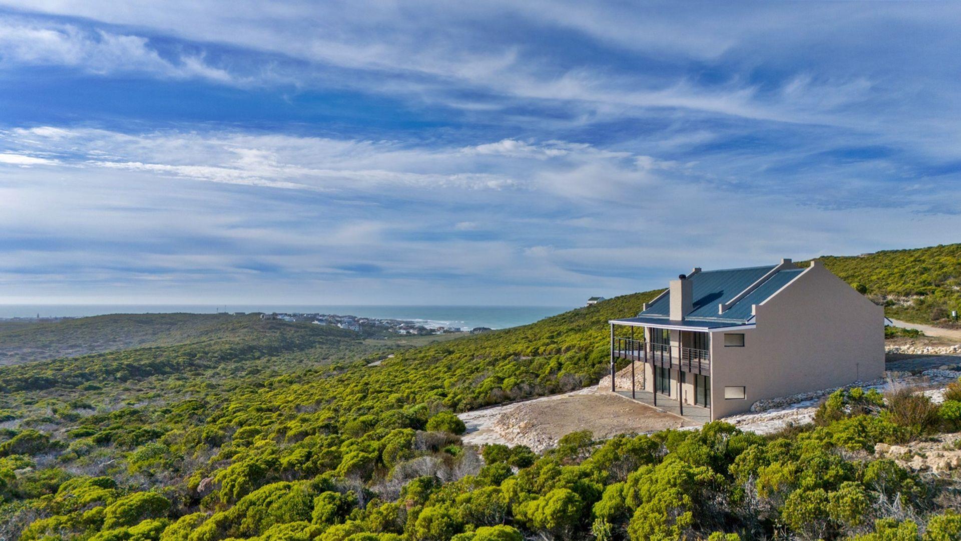 3 Bedroom House for sale in Agulhas 1047 L'agulhas Nature Reserve