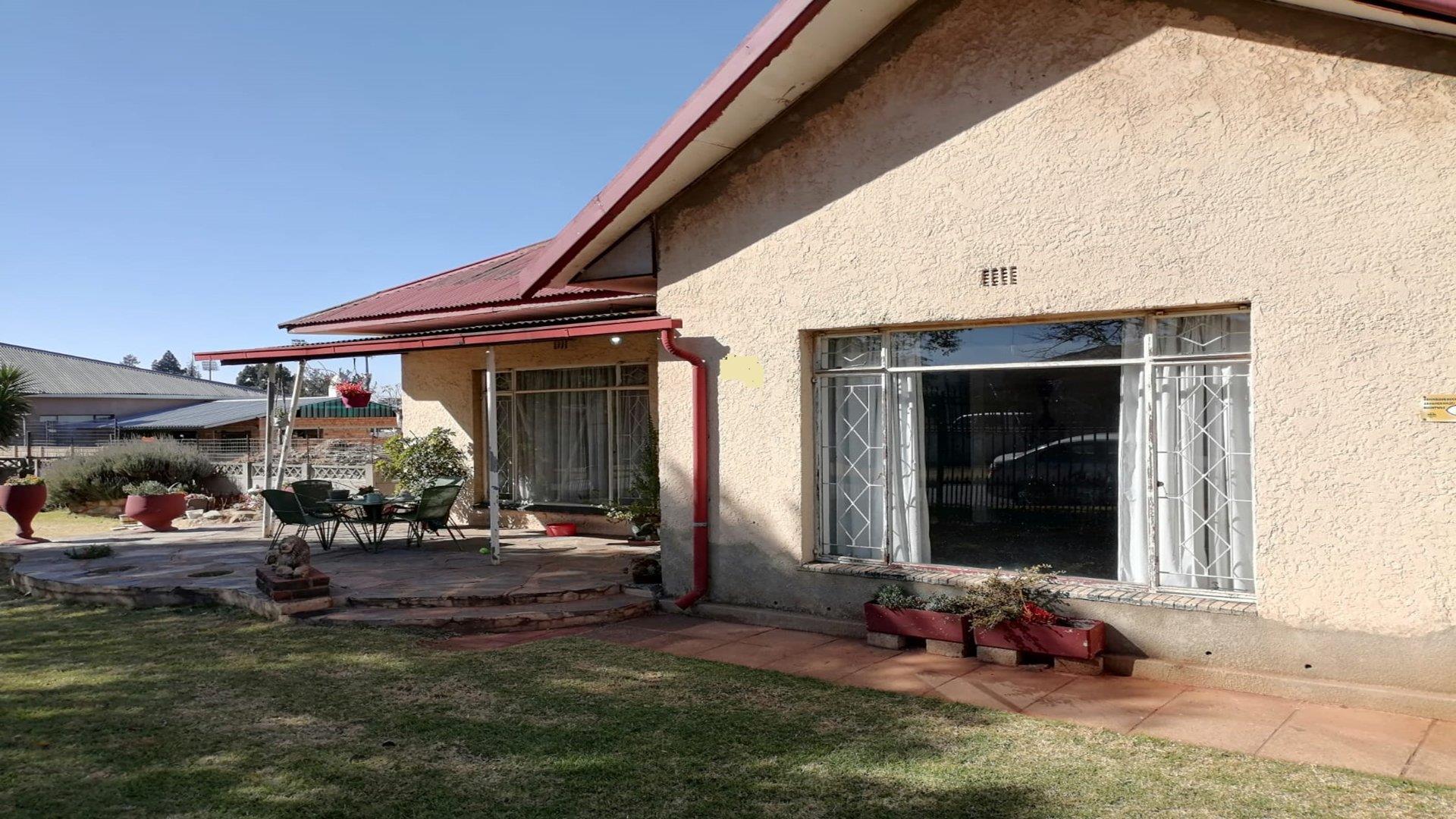 2 Bedroom House for sale in Anzac P24114635428