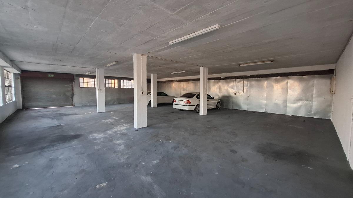 Industrial property to rent in Queensburgh Queensburgh Property