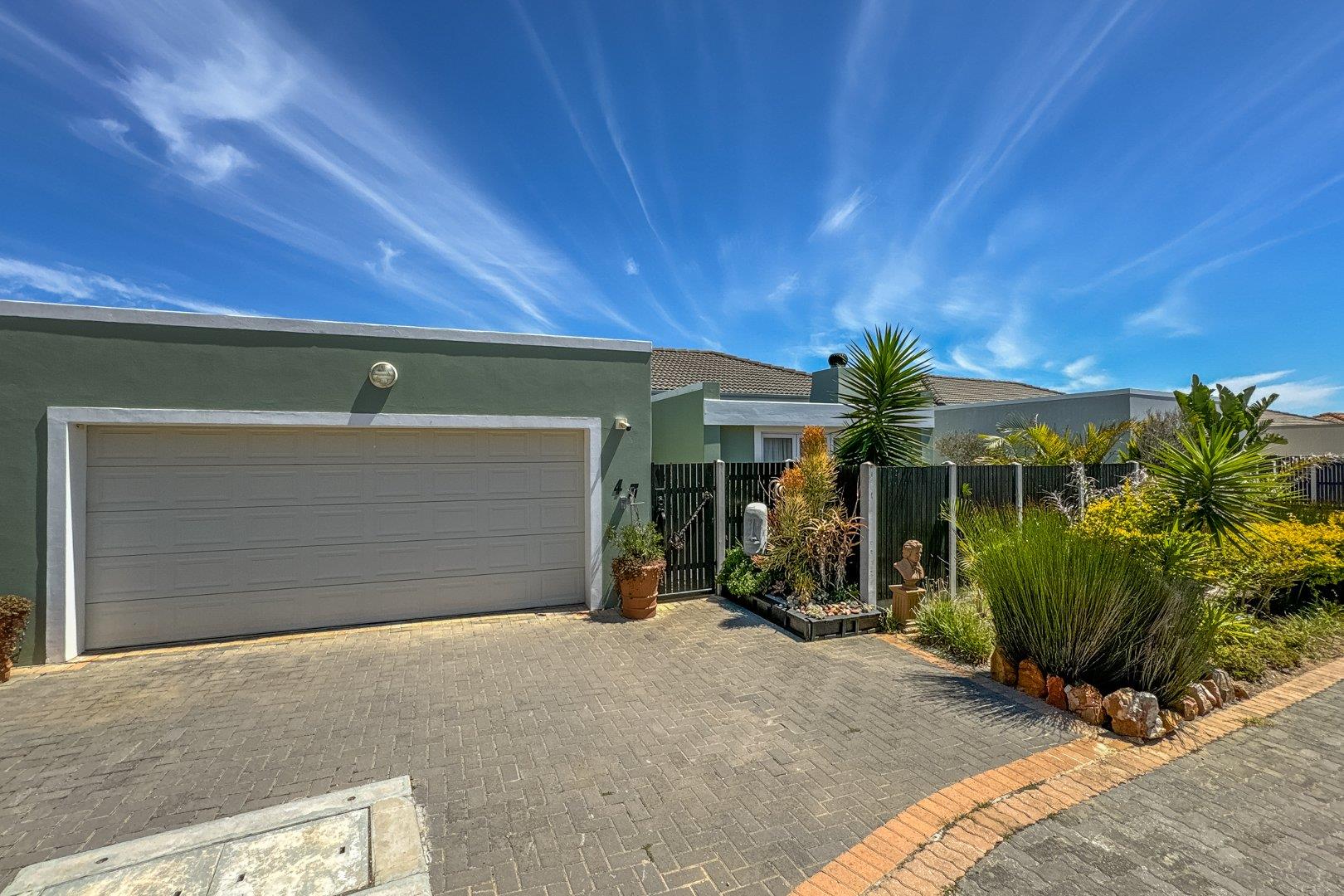 Westbrook, Port Elizabeth Property Property and houses for sale in Westbrook, Port Elizabeth