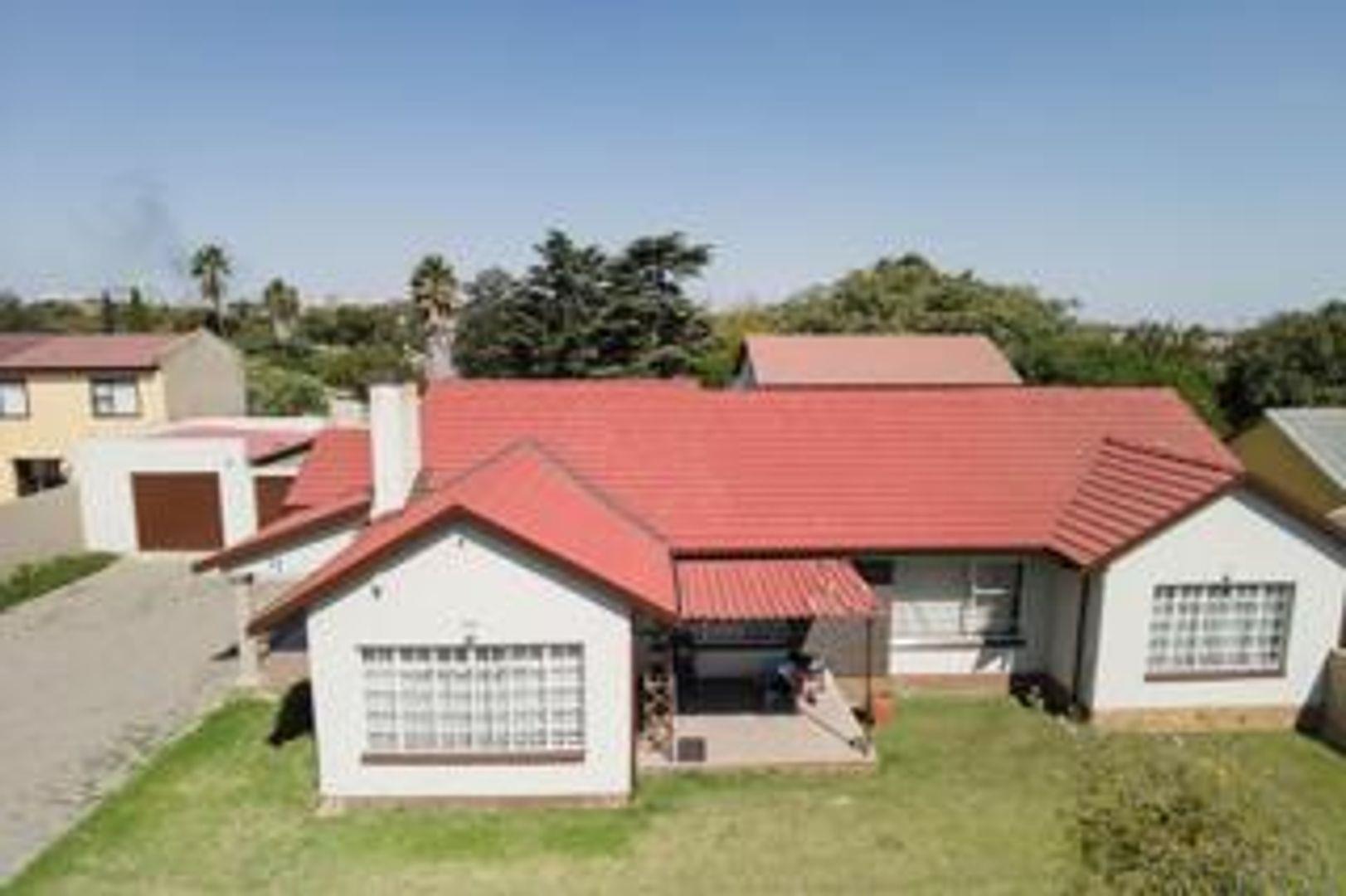 Croydon, Kempton Park Property Property and houses for sale in