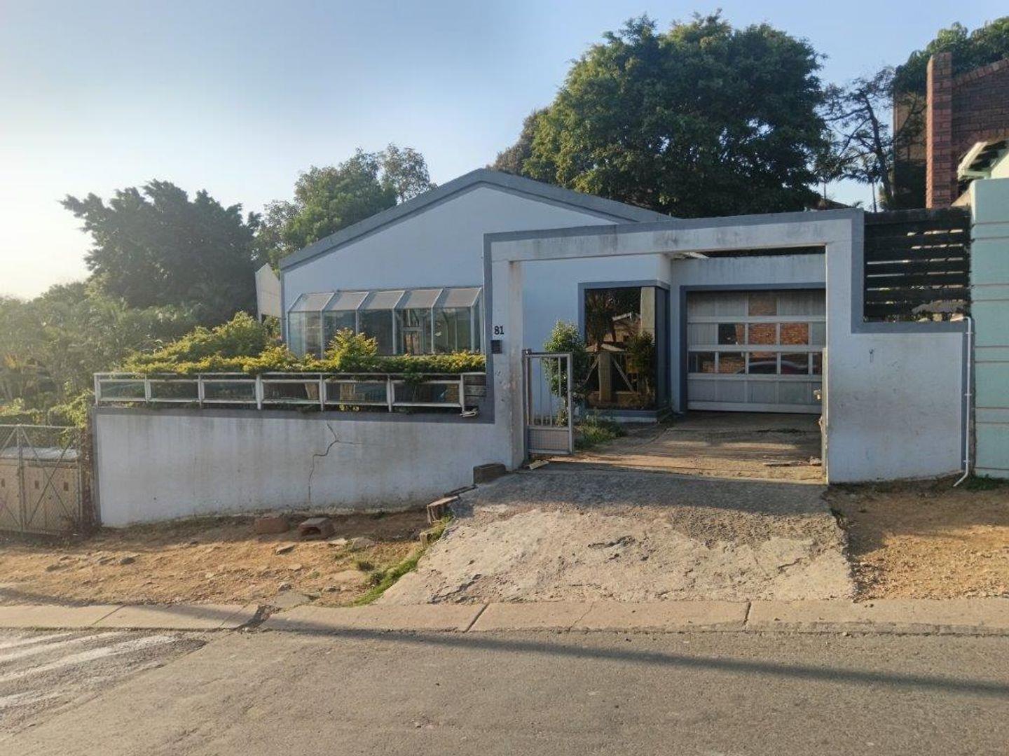 4 Bedroom House for sale in Hillgrove P24114636991