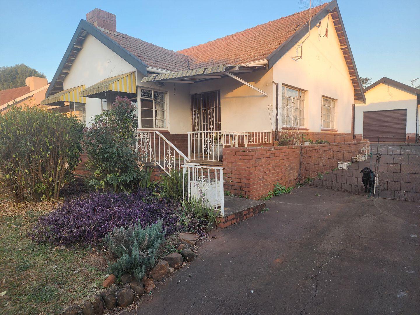 3 Bedroom House for sale in Scottsville P24114638565