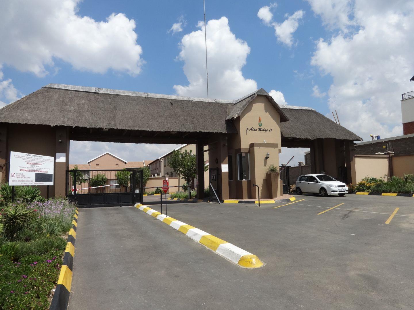 2 Bedroom Apartment / flat for sale in Greenstone Hill 14 Ss Aloe