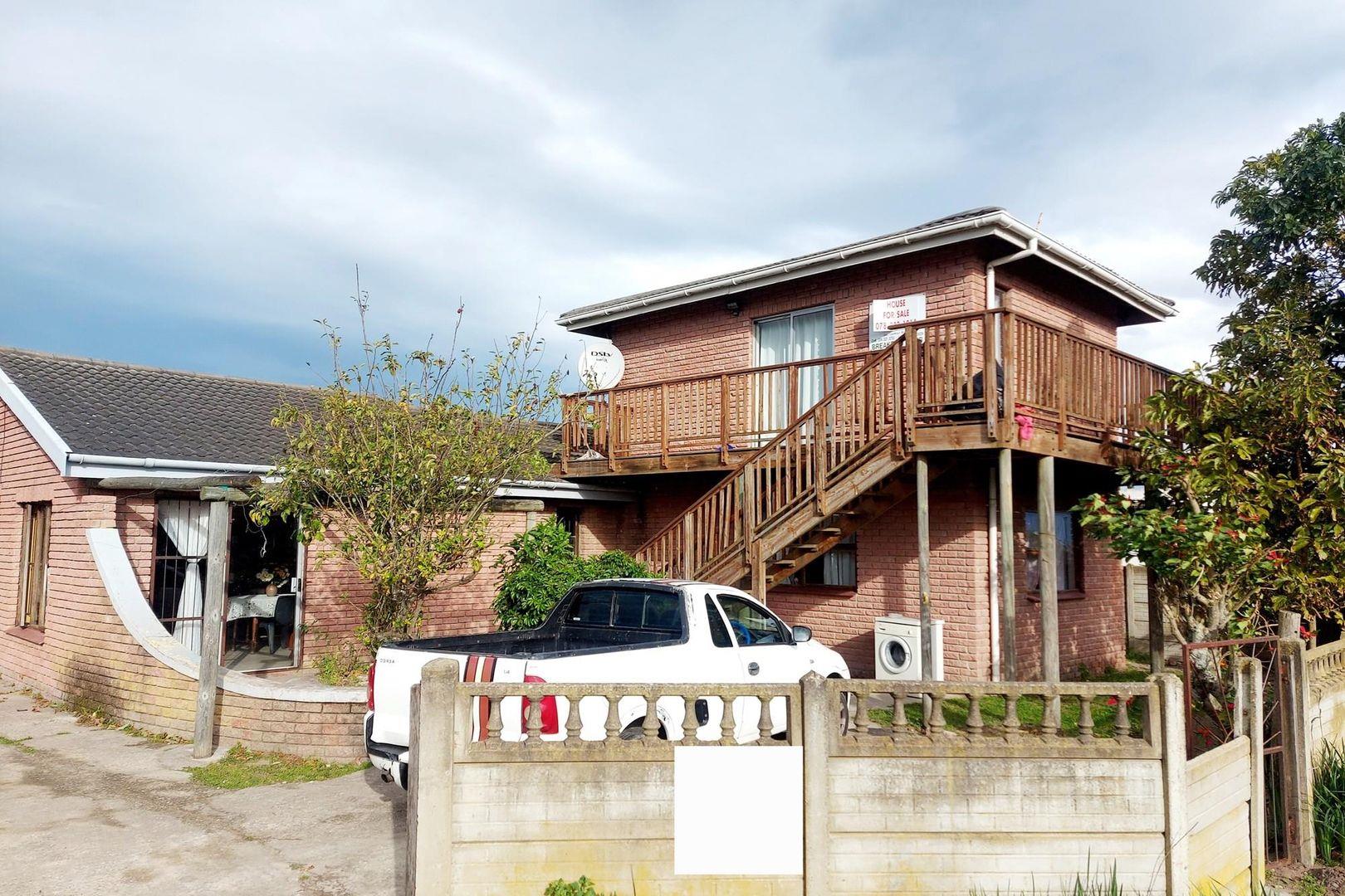 4 Bedroom House for sale in Pacaltsdorp P24114642973