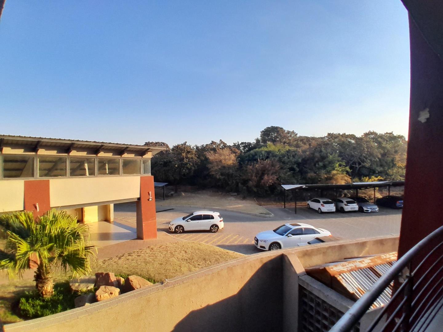 2 Bedroom Apartment / flat for sale in Rooihuiskraal North 40 Aleppo