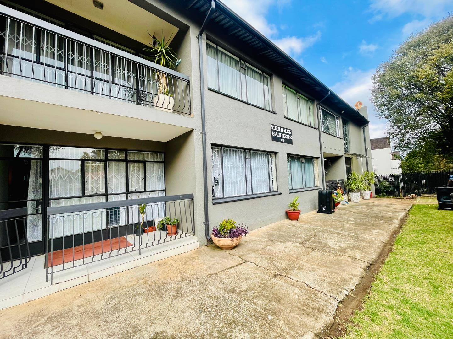 2 Bedroom Apartment / flat for sale in Eastleigh Terrace Gardens, 39