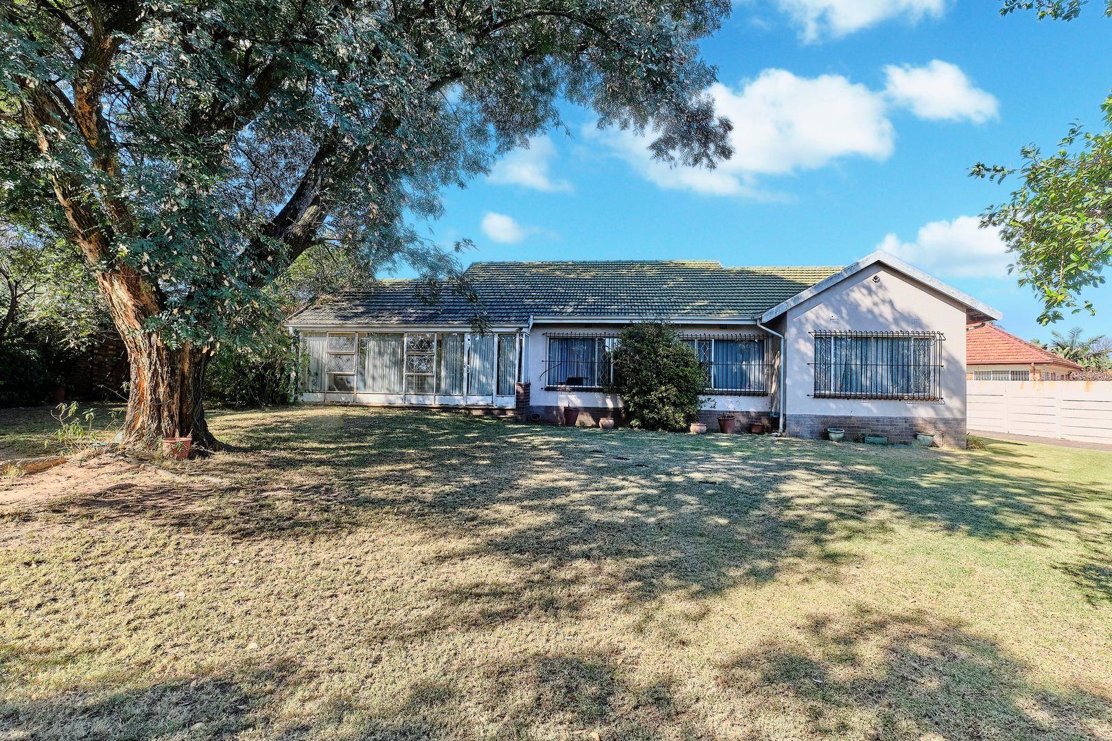 3 Bedroom House for sale in Blairgowrie P24114645838