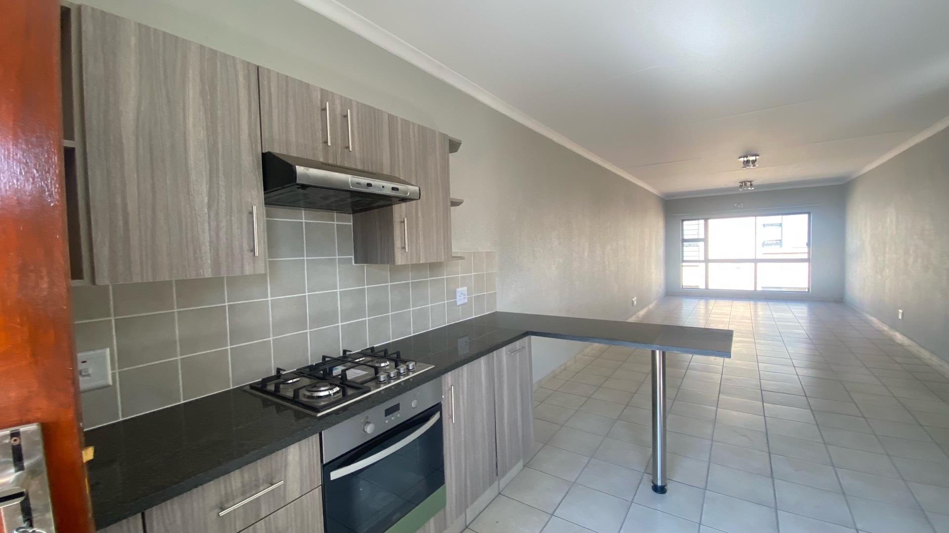 3 Bedroom Townhouse to rent in Albemarle Cobble Stone, A G Visser