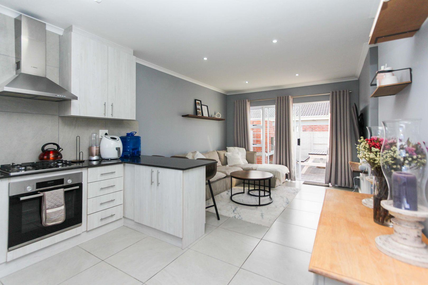 2 Bedroom Townhouse for sale in Lorraine 46 Lemon Tree Lane, 46 Macon