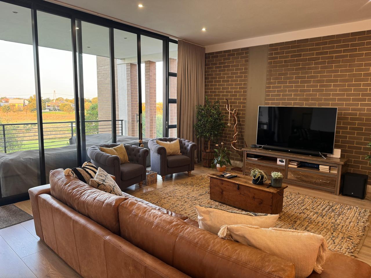 2 Bedroom Apartment / flat to rent in Midfield Estate P24114648505