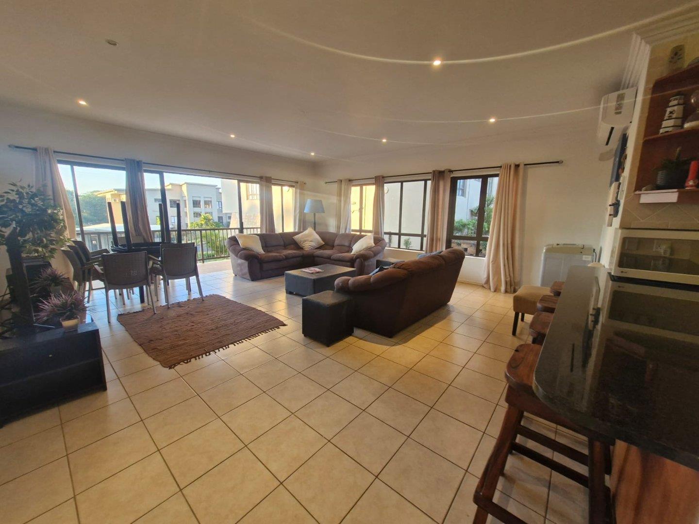 3 Bedroom Apartment / flat for sale in Sheffield Beach P24115151309