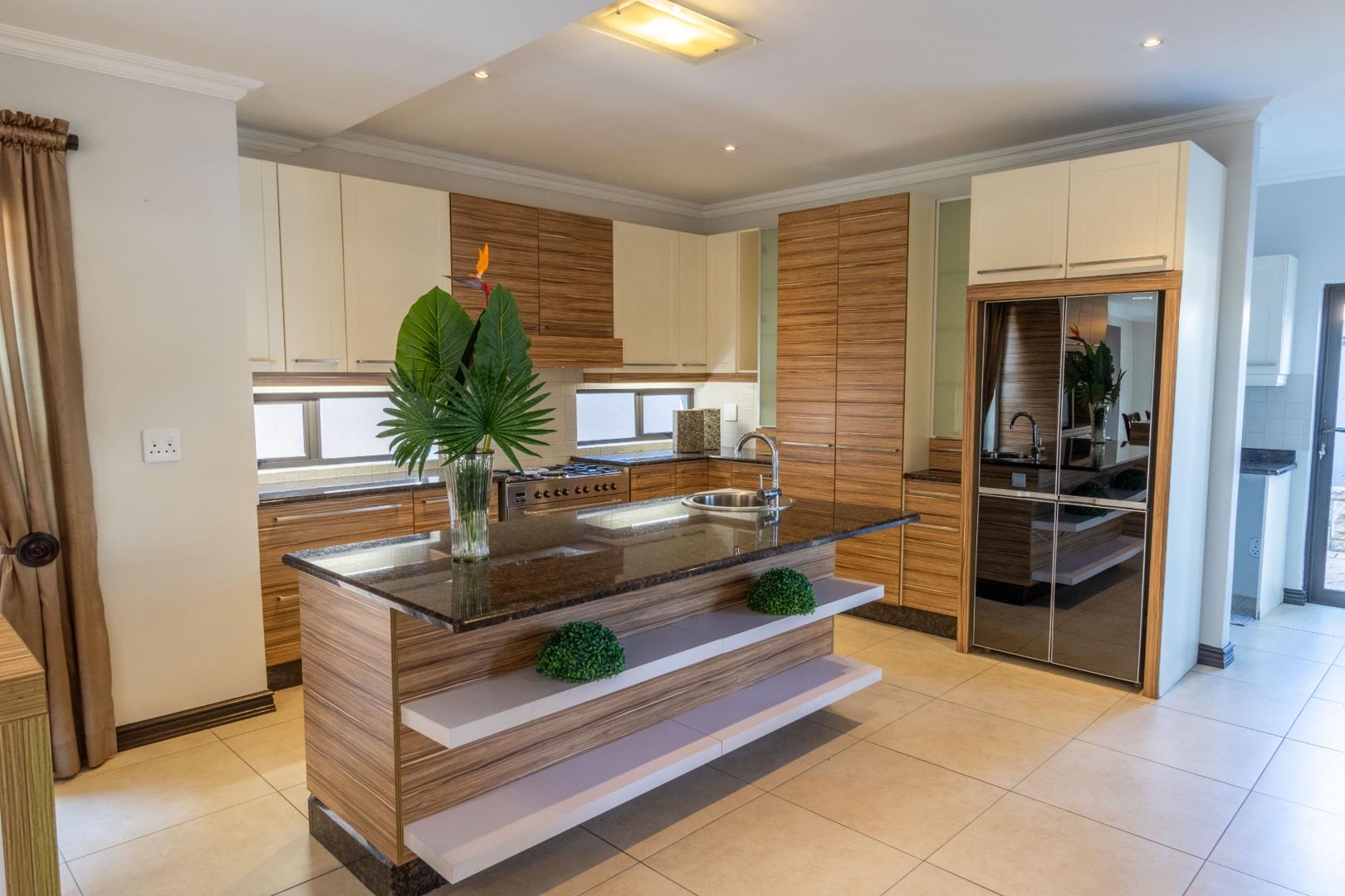 4 Bedroom House for sale in Thorn Valley Estate 795 Andrea Avenue