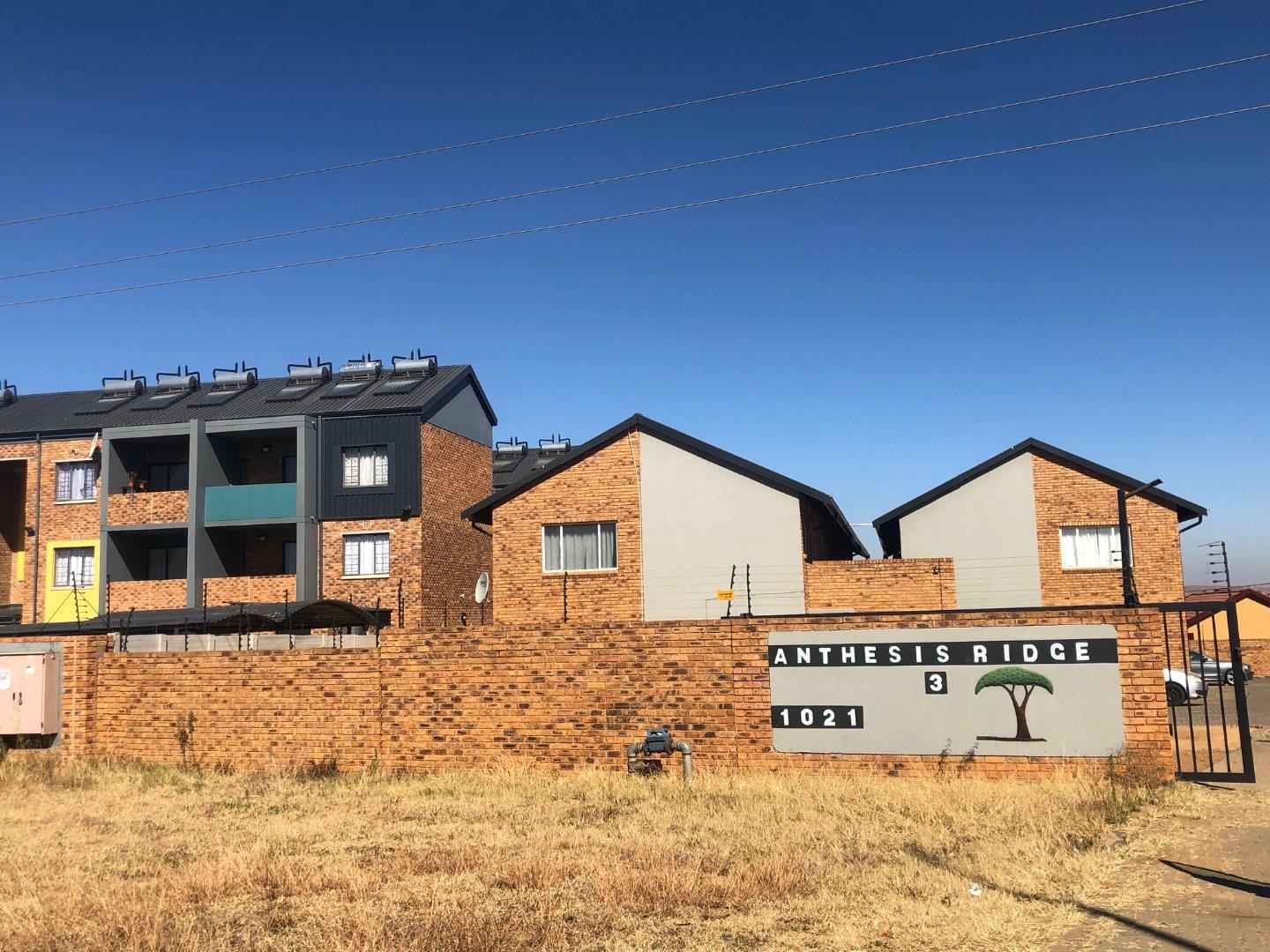 1 Bedroom Apartment / flat for sale in Lotus Gardens P24114651414