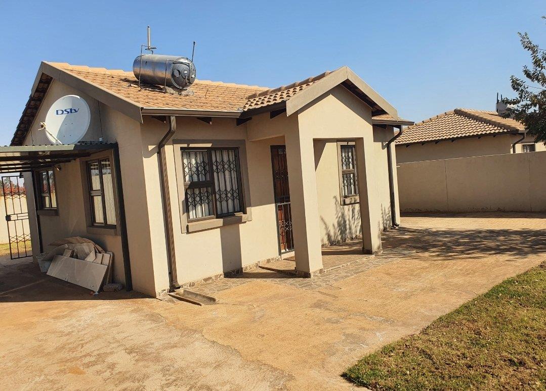 2 Bedroom House to rent in Vosloorus P24114651779