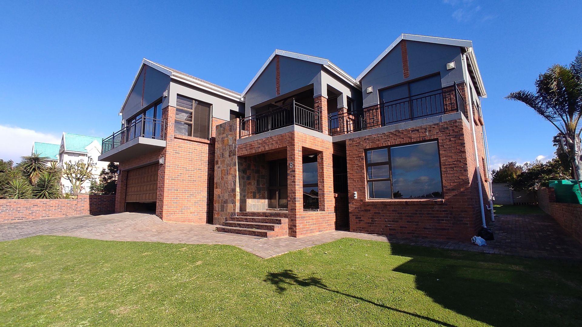 3 Bedroom House for sale in Wavecrest P24114654581