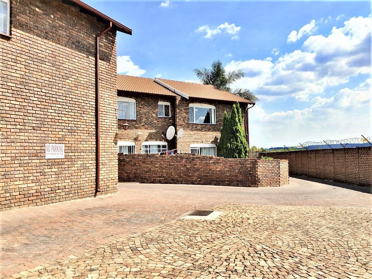 3 Bedroom Apartment / flat to rent in Brackendowns P24114654632