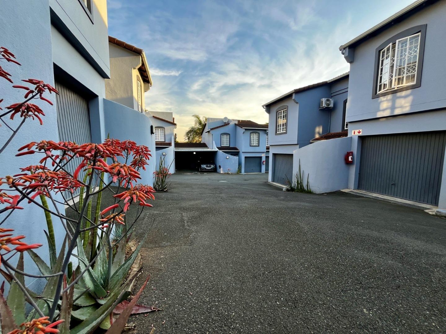 3 Bedroom Townhouse for sale in Musgrave P24114654889