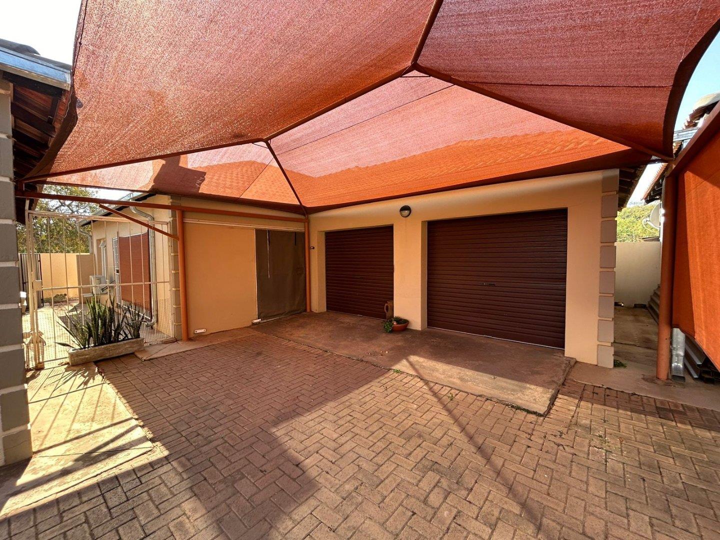 3 Bedroom House for sale in Marble Hall P24114655296